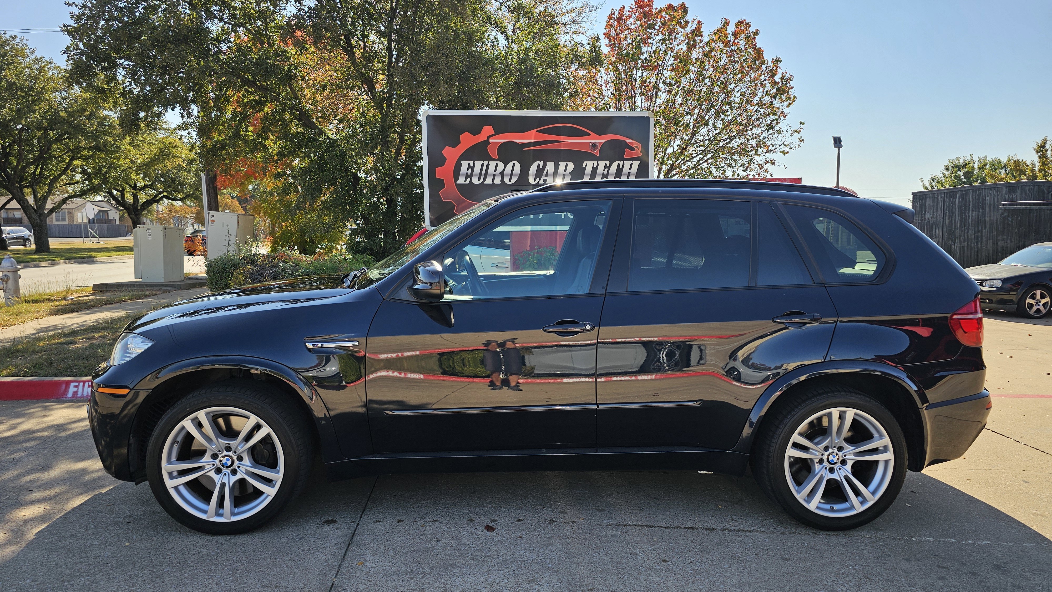 Used 2012 BMW X5 M w/ Active Ventilated Seat Pkg image 2