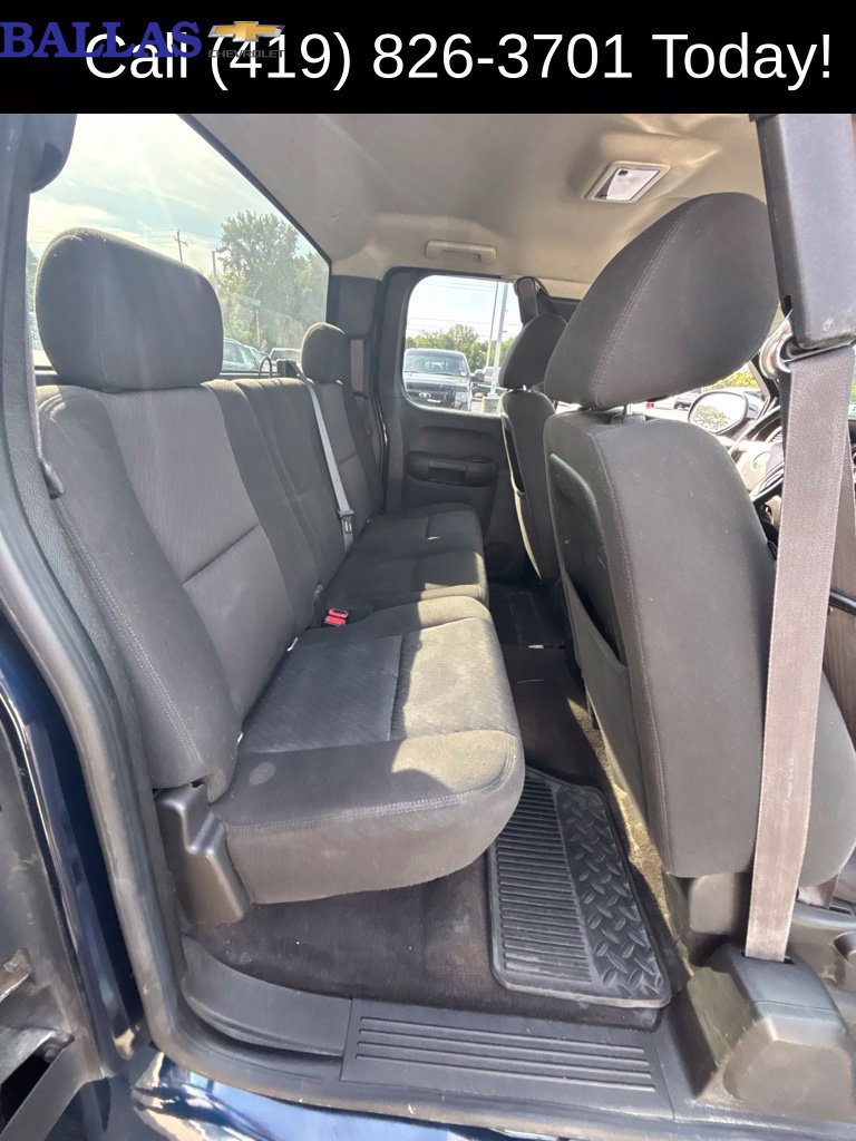 Used 2011 Chevrolet Silverado 1500 LT AWD/4WD image 11