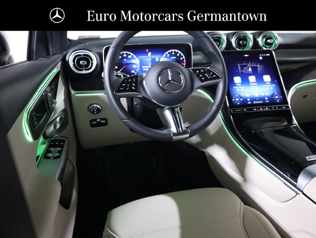 Used 2026 Mercedes-Benz GLC 300 4MATIC image 41