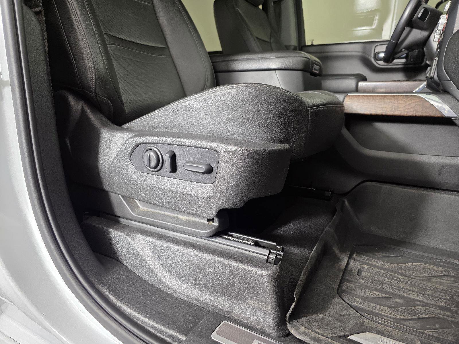 Used 2020 GMC Sierra 2500 Denali w/ Denali Ultimate Package image 26