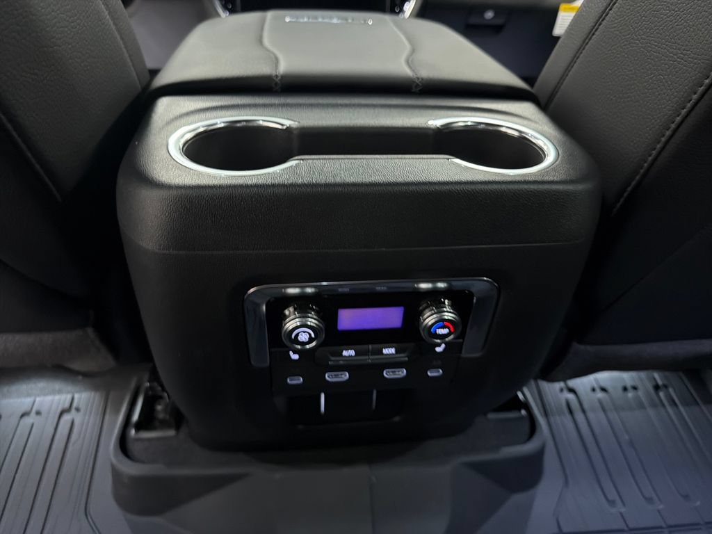 New 2026 GMC Yukon Denali w/ Denali Reserve Package RWD image 14