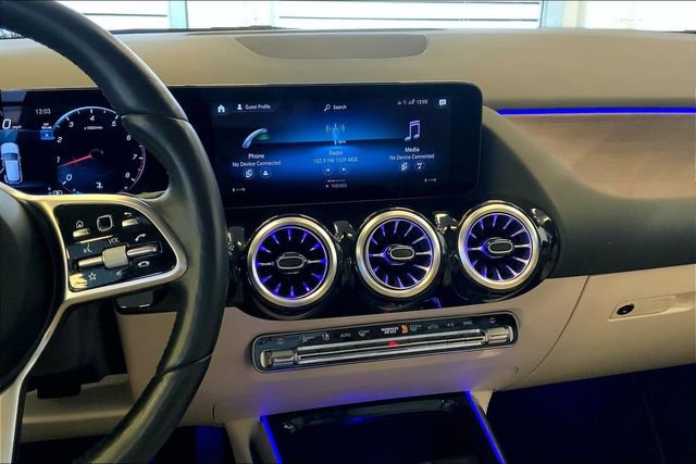 Used 2023 Mercedes-Benz GLA 250 4MATIC image 6