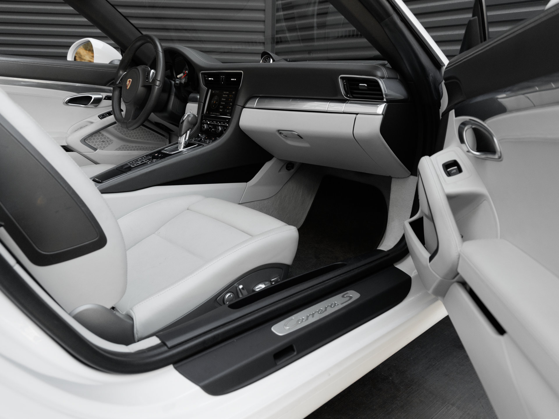 Used 2012 Porsche 911 Carrera S RWD image 38