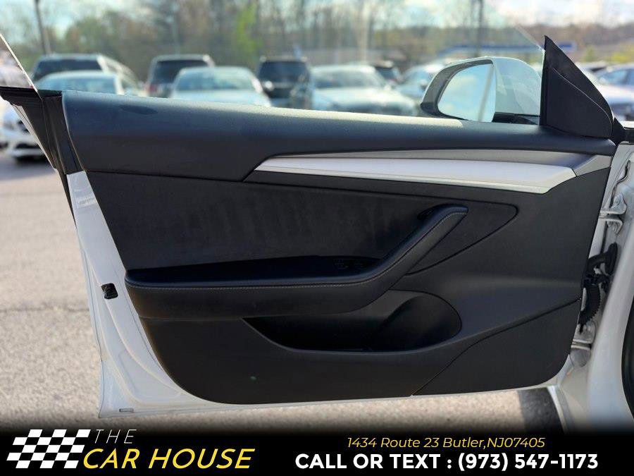 Used 2022 Tesla Model 3 Performance image 13