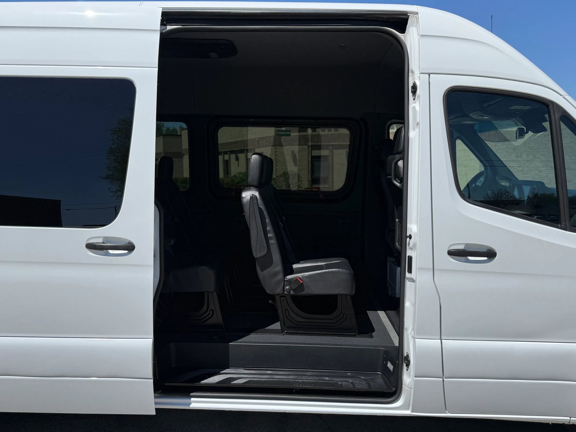 Used 2021 Mercedes-Benz Sprinter 2500 w/ Driver Convenience Package image 13