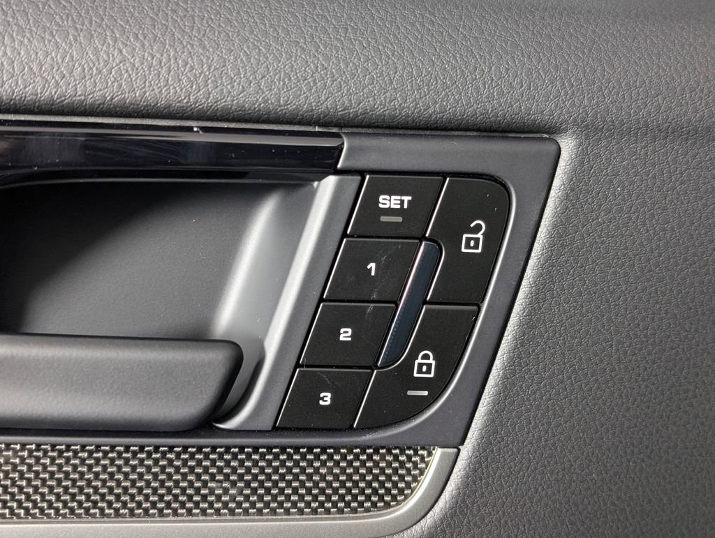 New 2026 Porsche Cayenne Coupe image 27