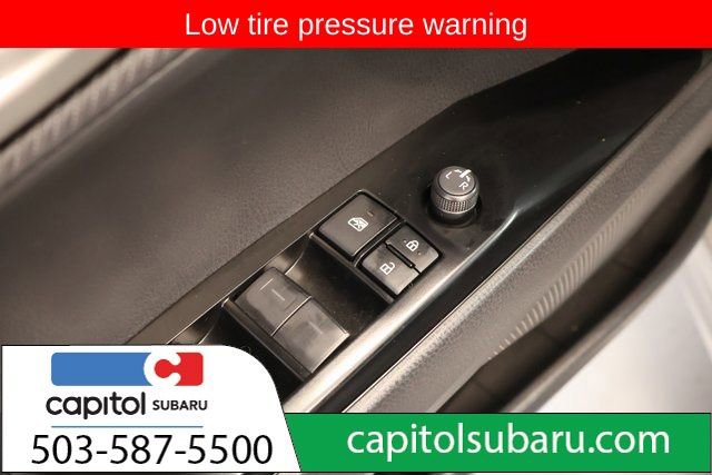 Used 2025 Toyota Camry SE image 12