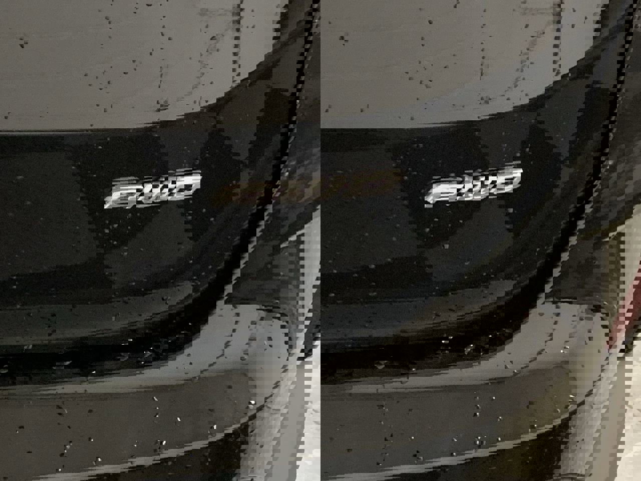 New 2024 Ford Edge SE image 27