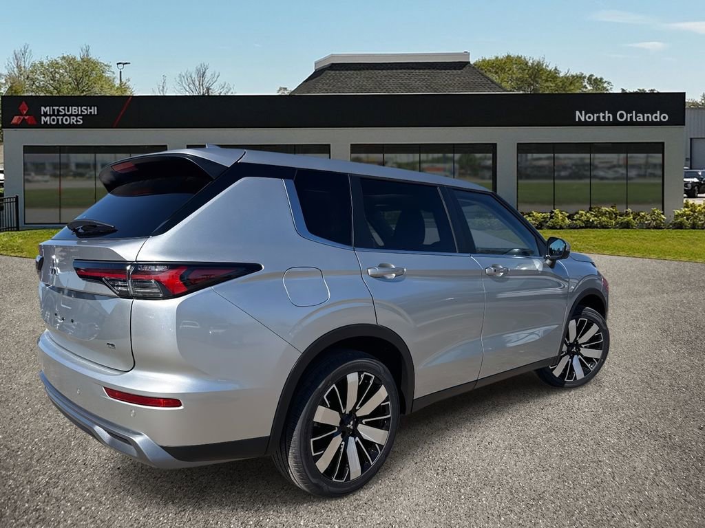 New 2026 Mitsubishi Outlander SE image 5