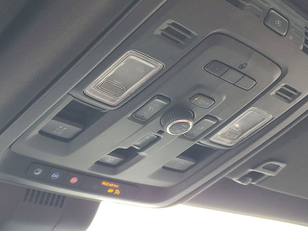 Certified 2023 GMC Yukon Denali Ultimate w/ LPO, Floor Liner Package image 37