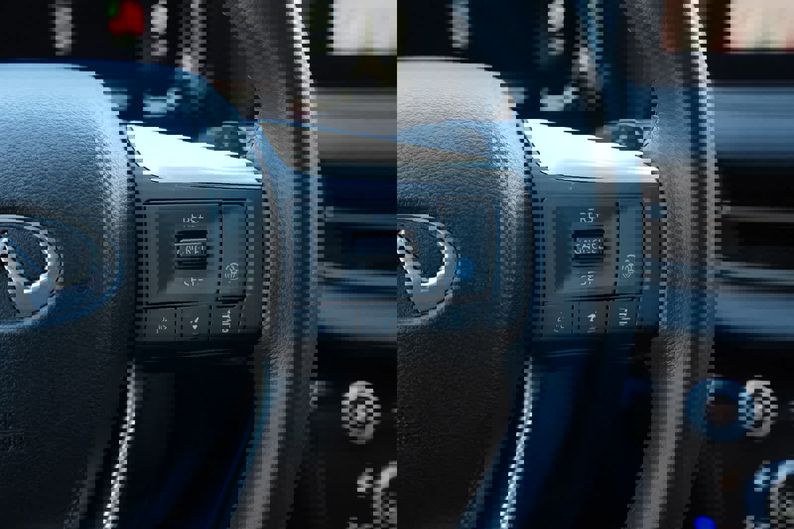 Certified 2023 INFINITI QX60 Luxe w/ Cargo Package image 11