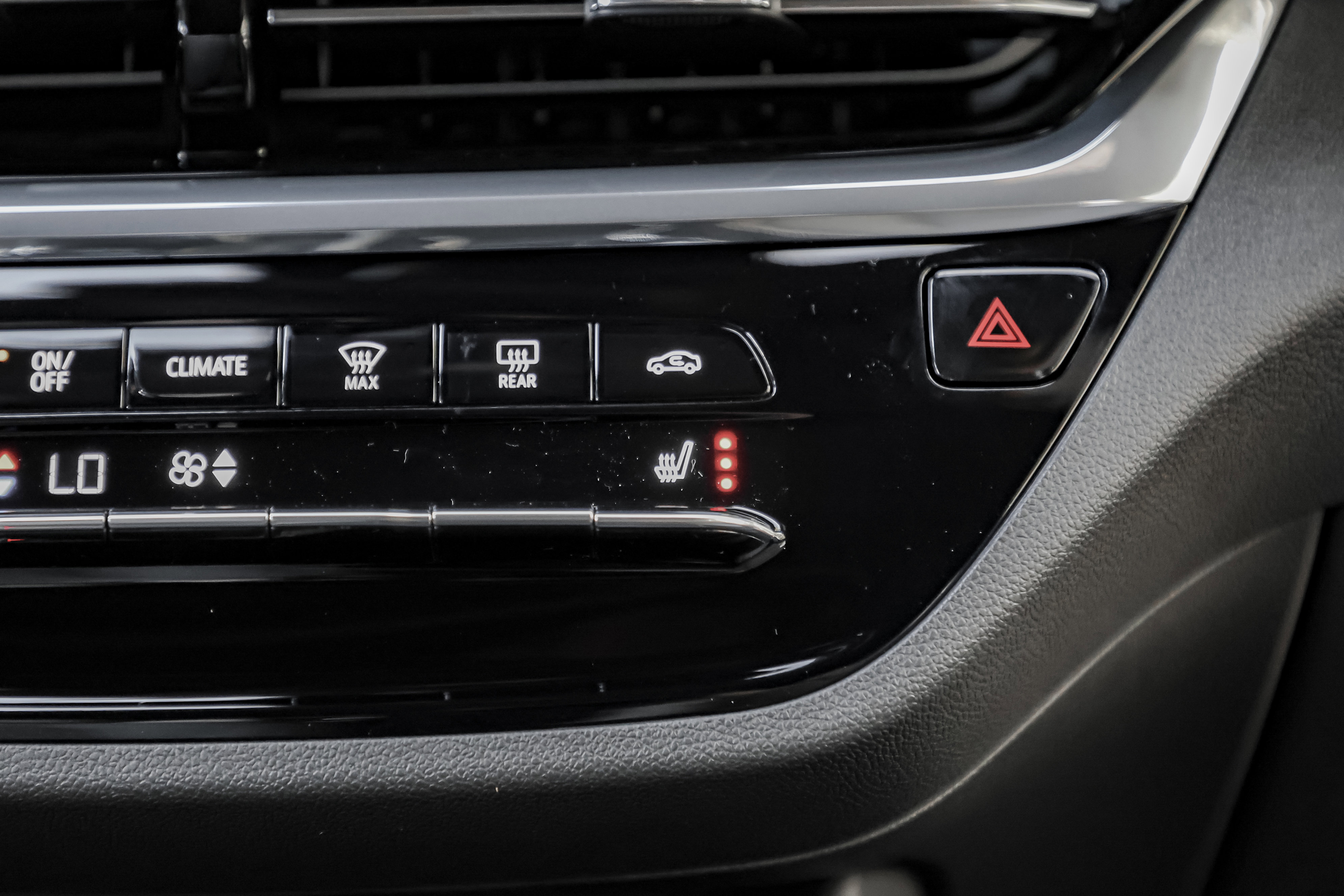 New 2025 Buick Envista Avenir image 30