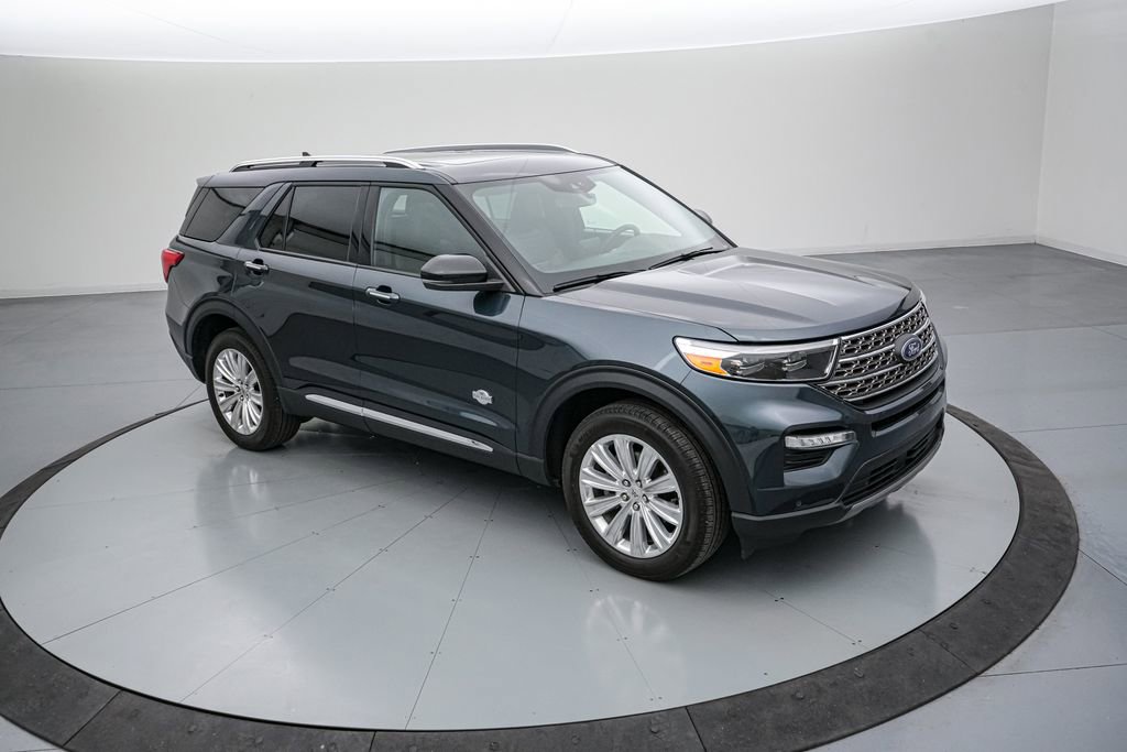 Certified 2023 Ford Explorer King Ranch w/ Technology Package AWD/4WD video 3