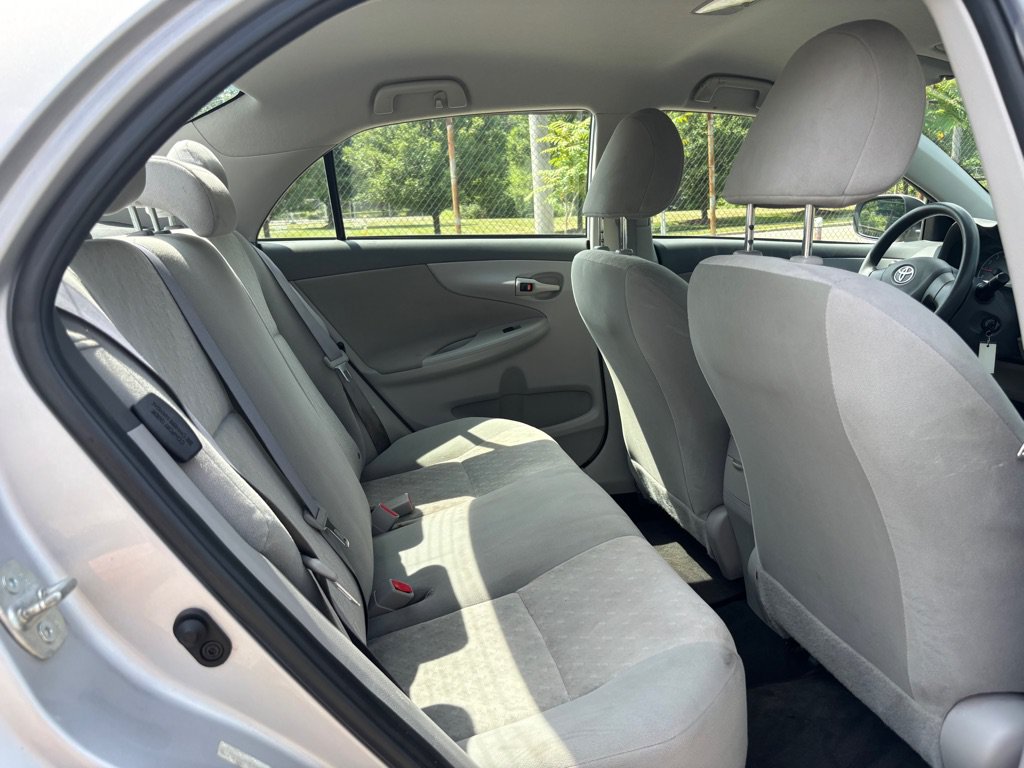 Used 2009 Toyota Corolla FWD image 11