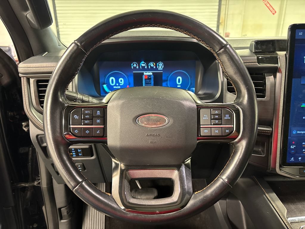 Used 2023 Ford Expedition Max Platinum RWD image 30