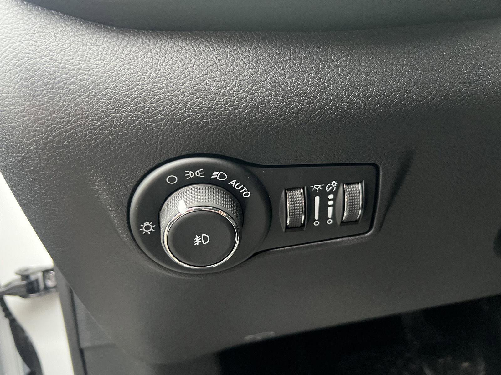 New 2026 Jeep Compass Trailhawk image 16