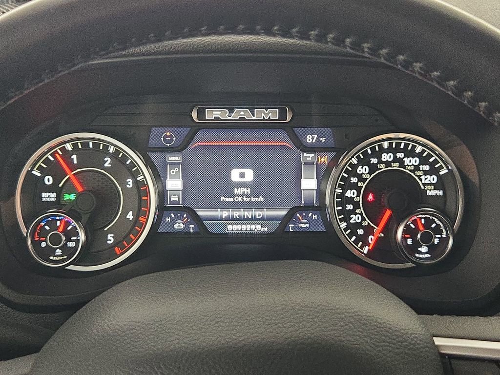 Used 2024 RAM 2500 Laramie w/ Safety Group image 17