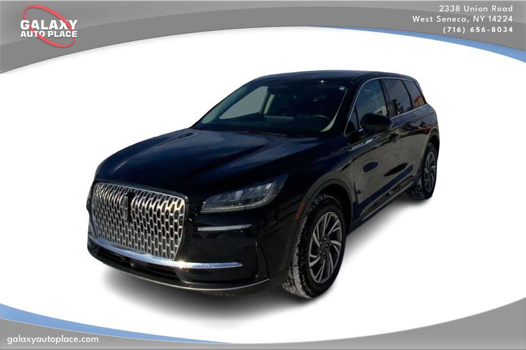 Used 2023 Lincoln Corsair AWD w/ Towing Package image 1