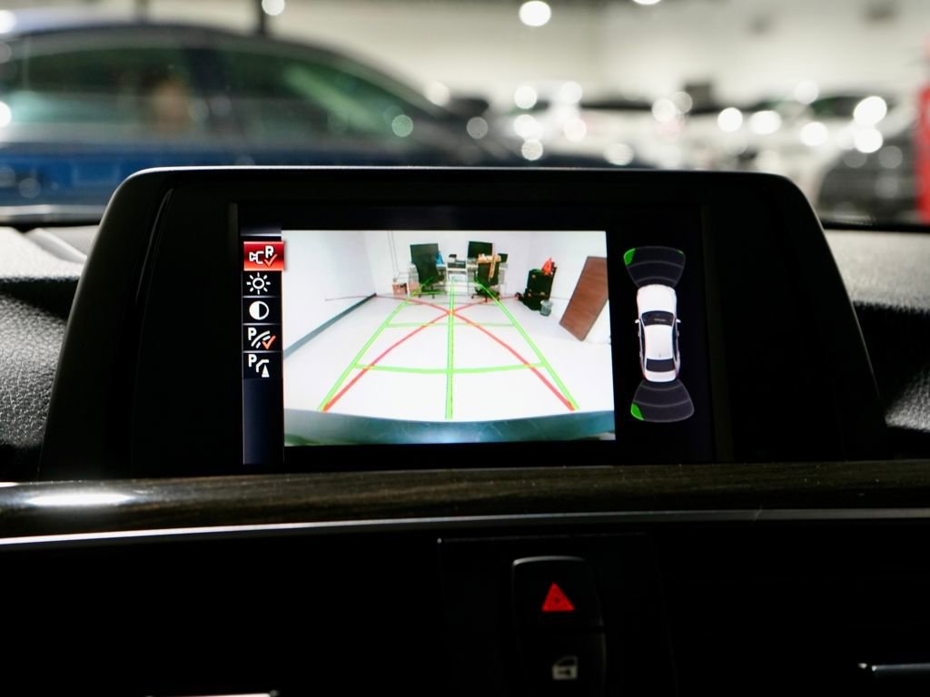 Used 2017 BMW 330i 330i image 4