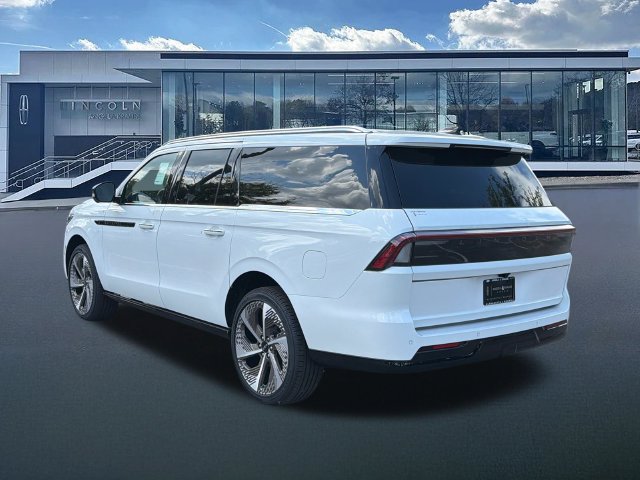 New 2027 Lincoln Navigator L Black Label AWD/4WD image 5