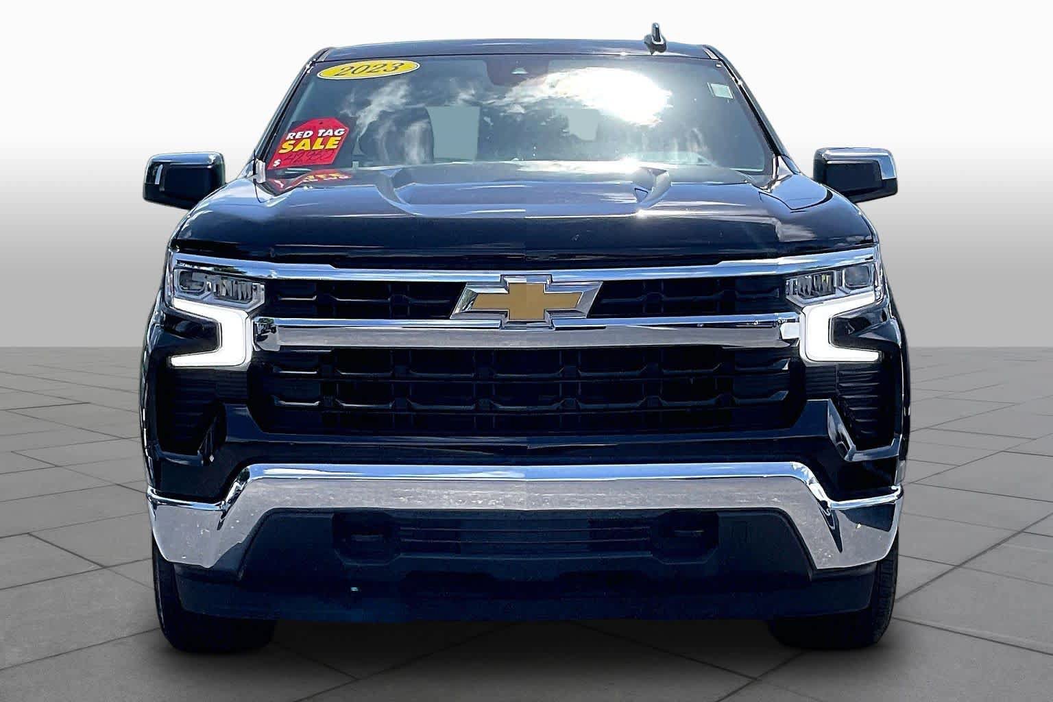 Used 2023 Chevrolet Silverado 1500 LT AWD/4WD image 4