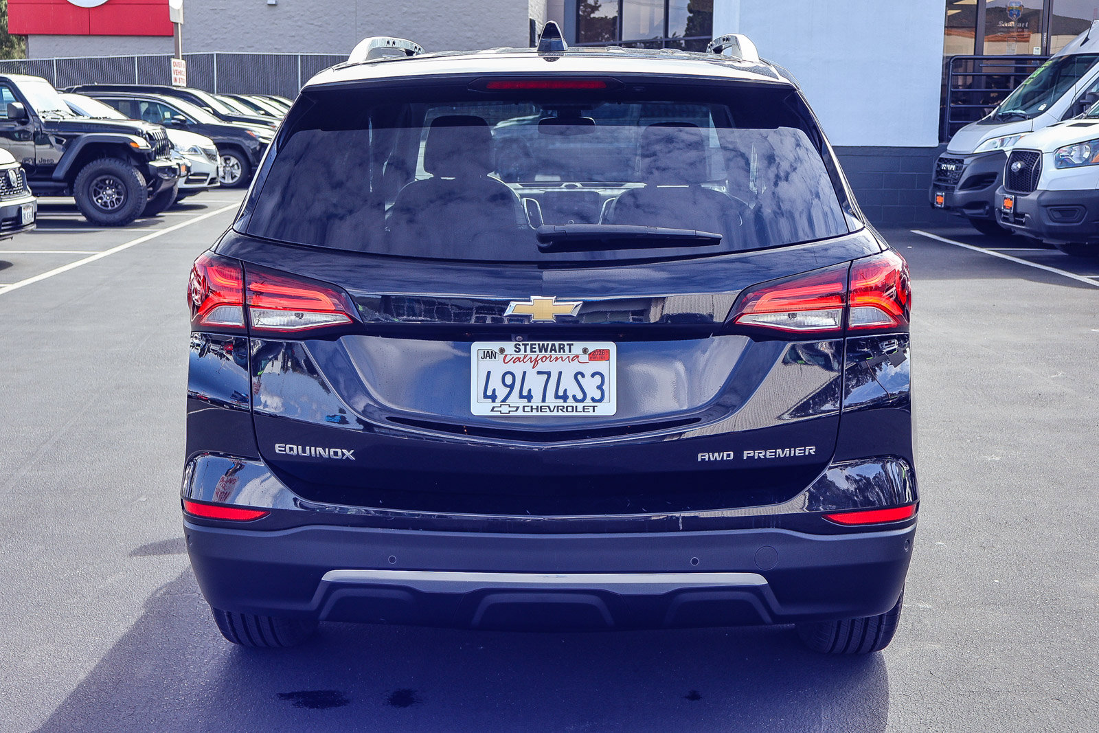 Used 2023 Chevrolet Equinox Premier AWD/4WD image 23
