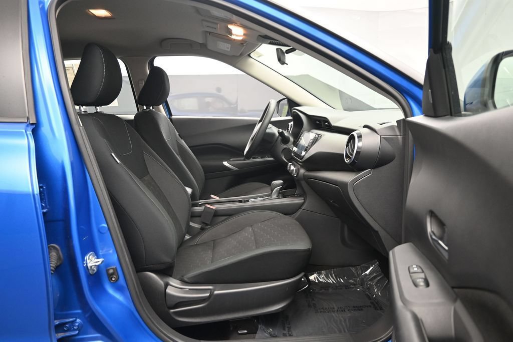 Used 2024 Nissan Kicks SV FWD image 27