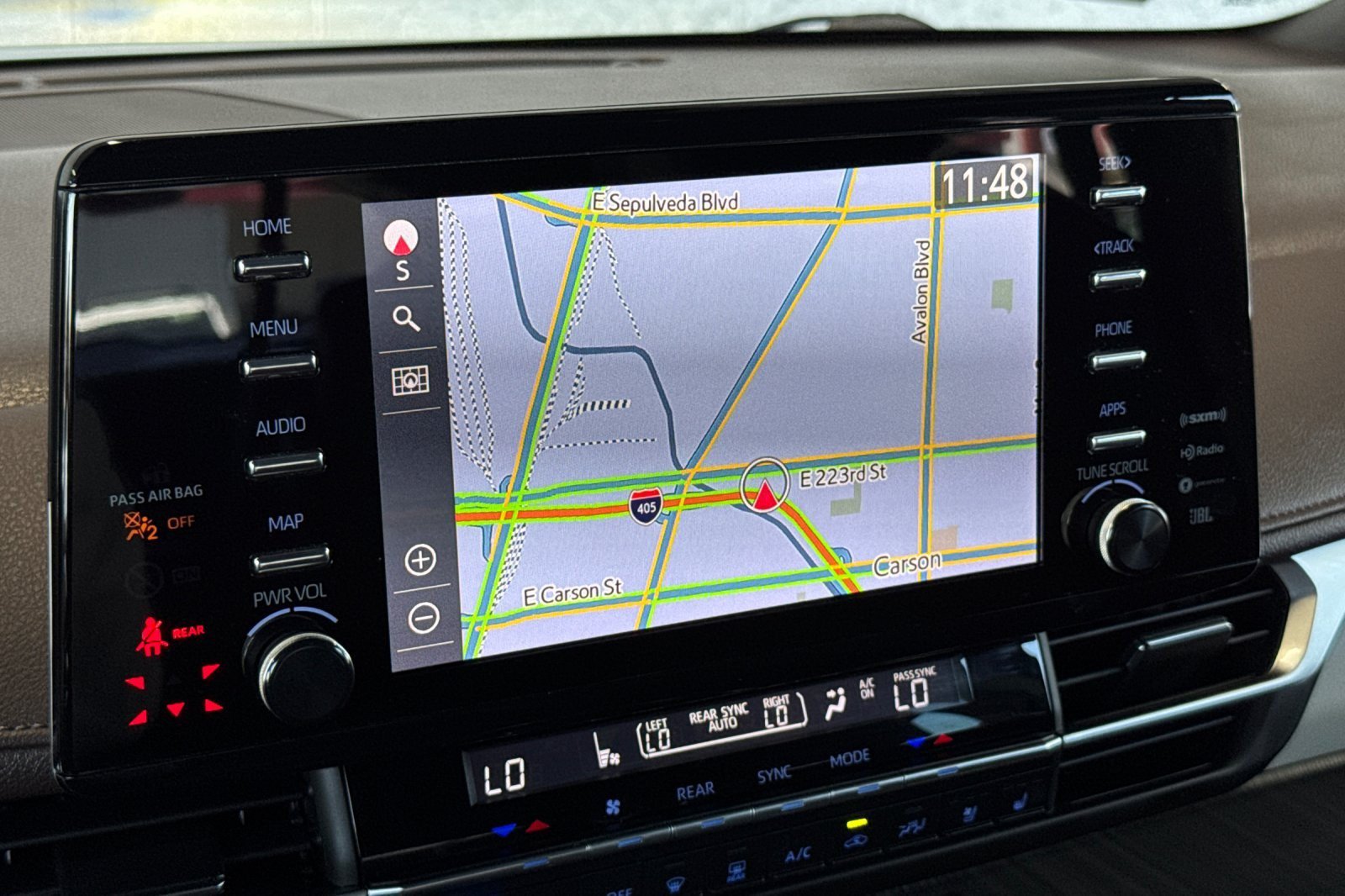 Certified 2023 Toyota Sienna Platinum FWD image 19