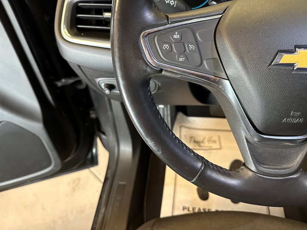 Used 2019 Chevrolet Equinox LT AWD/4WD image 11