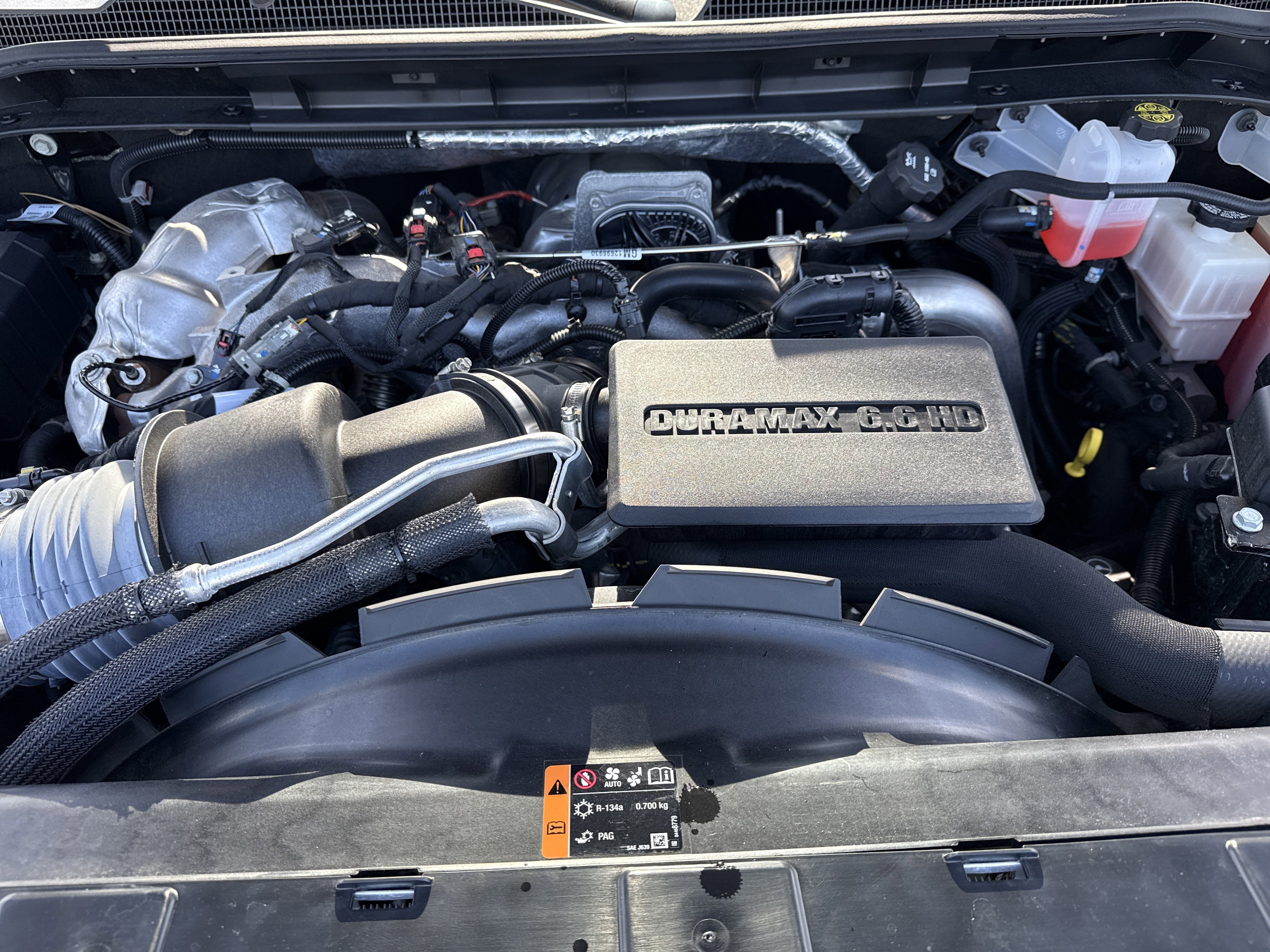 Used 2024 Chevrolet Silverado 2500 High Country w/ Technology Package AWD/4WD image 7