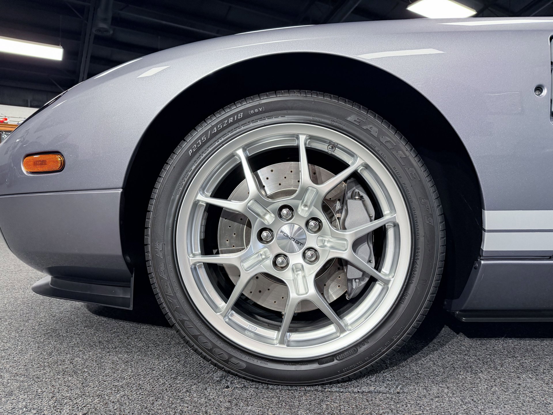 Used 2006 Ford GT image 39