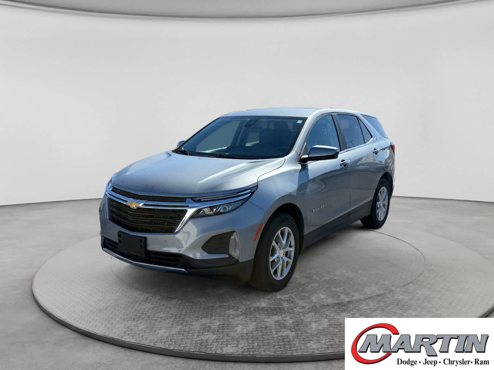 Used 2024 Chevrolet Equinox LT AWD/4WD image 1