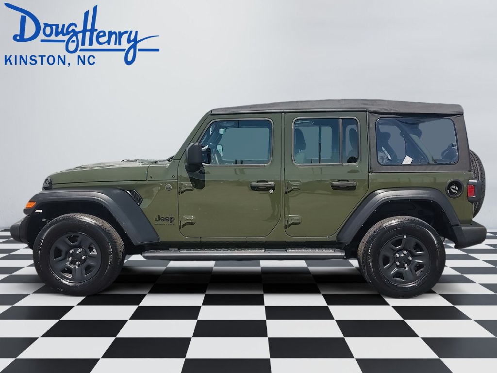 Used 2023 Jeep Wrangler Unlimited Sport AWD/4WD image 2