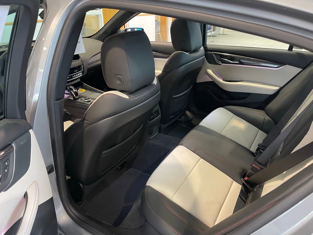 Used 2026 Cadillac CT5 V AWD/4WD image 14