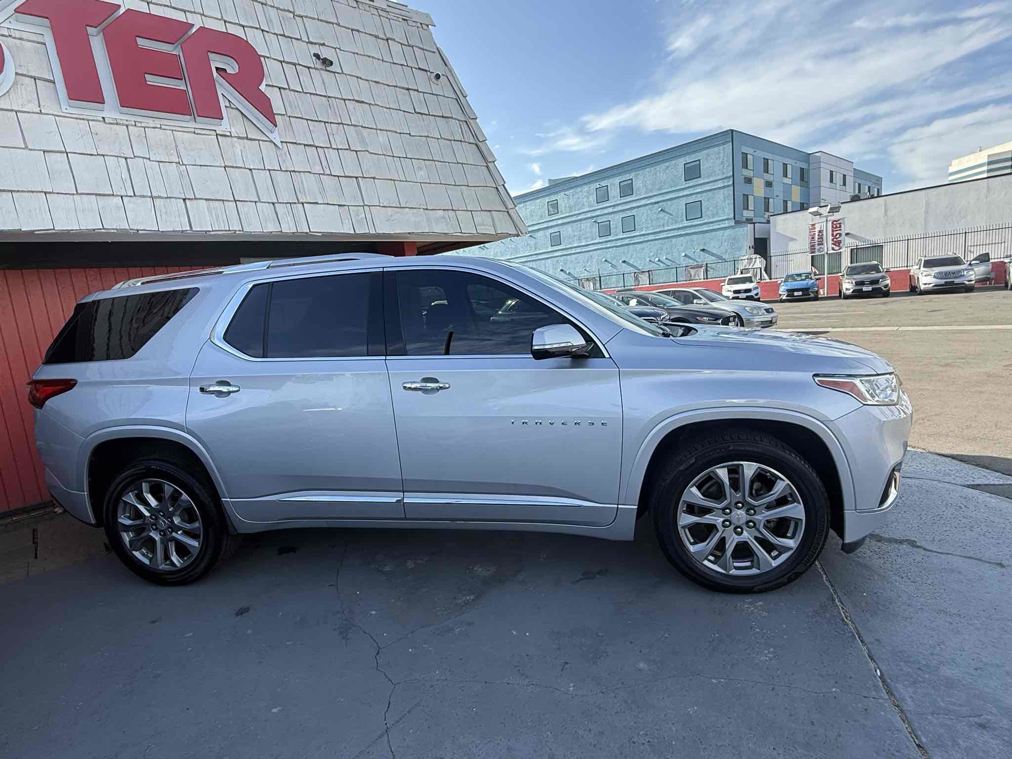 Used 2018 Chevrolet Traverse Premier image 56
