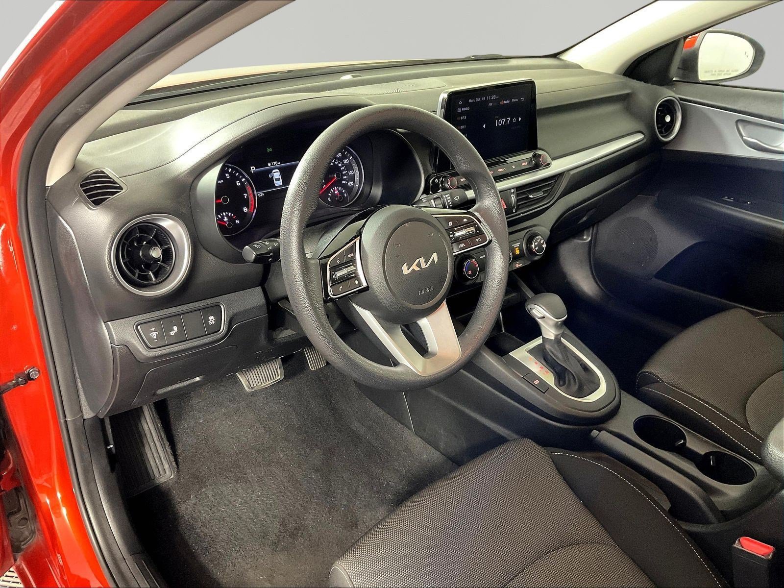 Certified 2023 Kia Forte LXS w/ LXS Technology Package FWD image 17