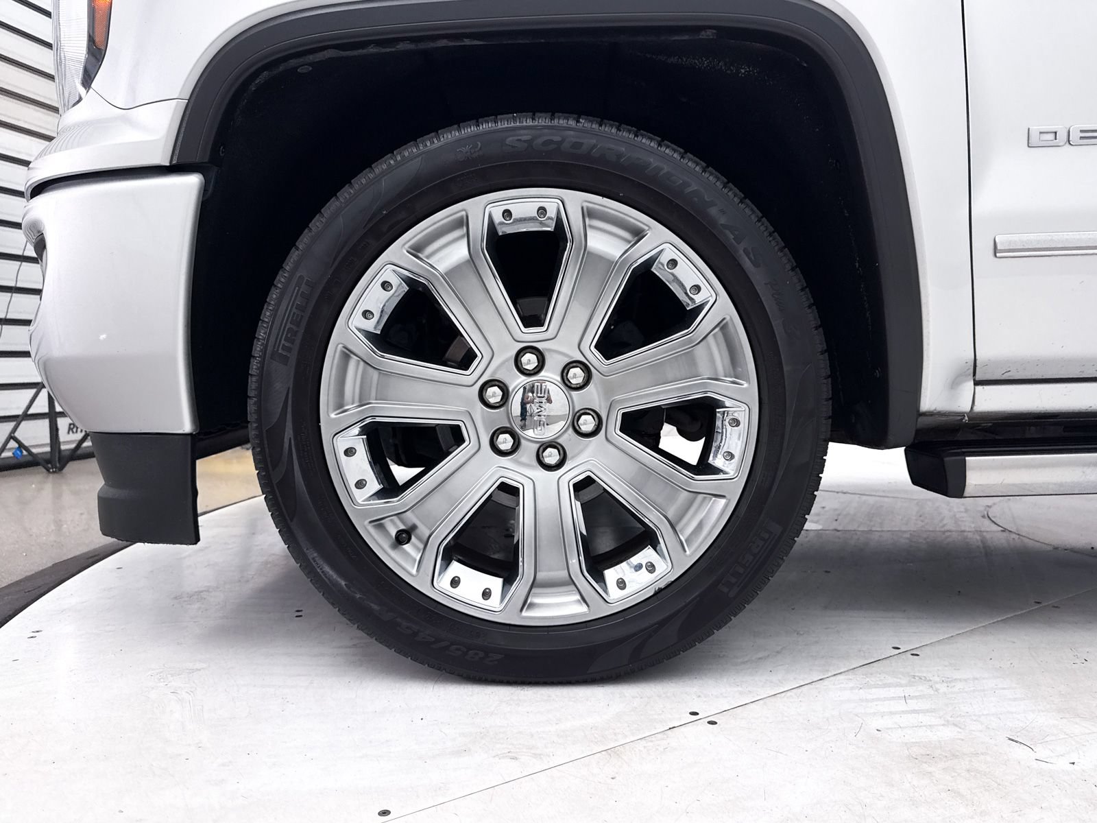 Used 2017 GMC Sierra 1500 Denali w/ Denali Ultimate Package AWD/4WD image 13