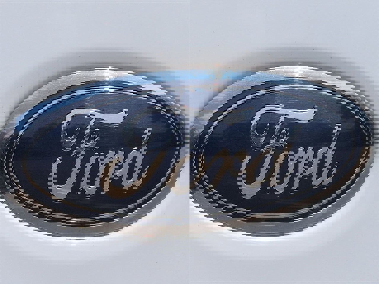 Used 2023 Ford F250 XL w/ FX4 Off-Road Package image 5