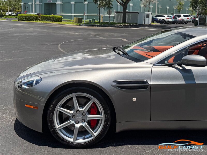 Used 2007 Aston Martin V8 Vantage Coupe RWD image 39