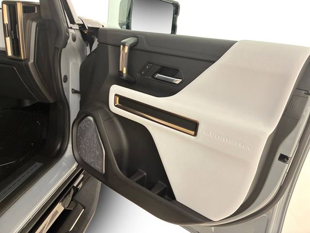 Used 2024 GMC Hummer EV 3X image 15
