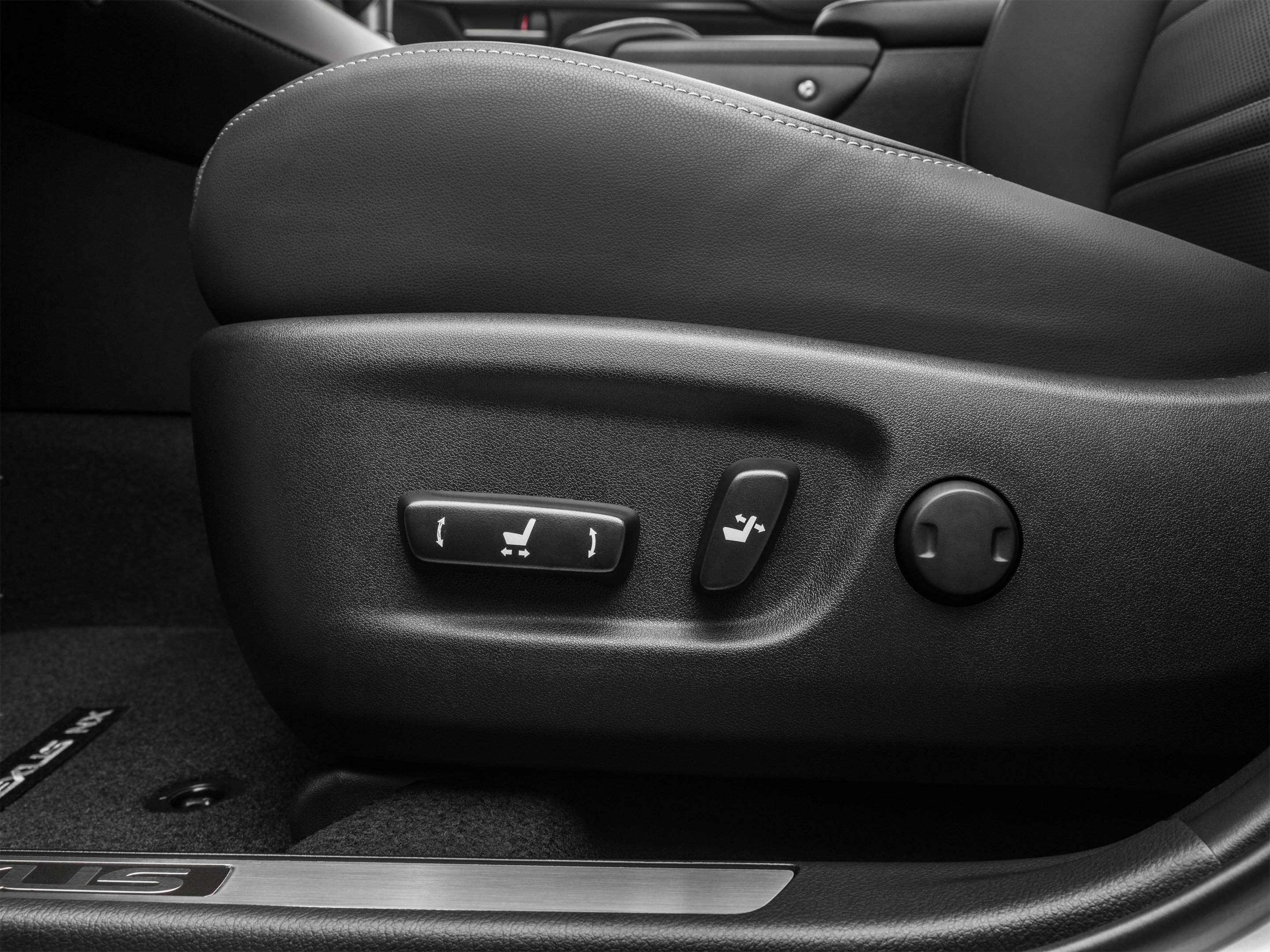 Used 2015 Lexus NX 200t F Sport w/ Navigation System Package FWD image 23