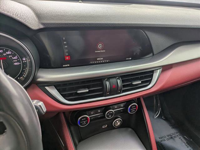 Used 2018 Alfa Romeo Stelvio Ti Sport image 12