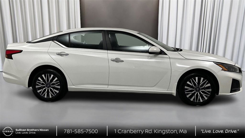 Certified 2023 Nissan Altima 2.5 SV image 4
