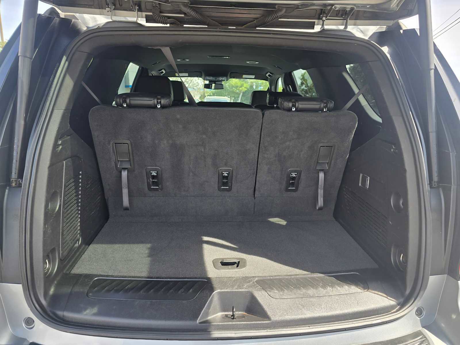 Used 2024 Chevrolet Tahoe LT image 17