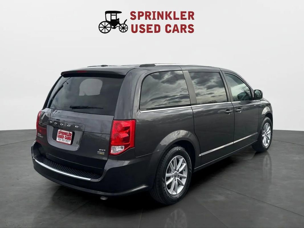 Used 2019 Dodge Grand Caravan SXT image 6