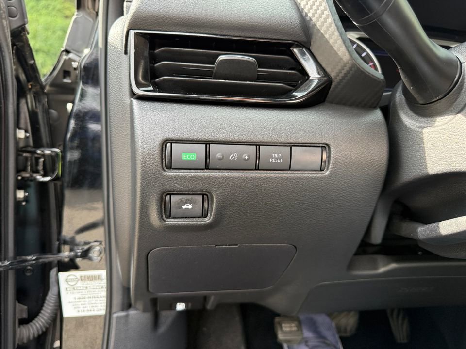 Used 2022 Nissan Sentra SV w/ All-Weather Package image 24