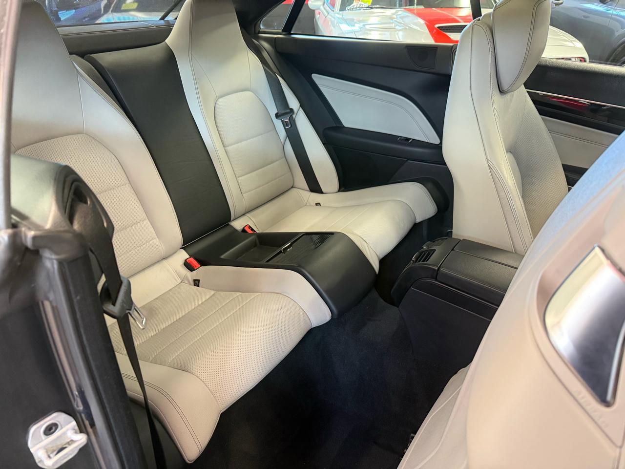 Used 2014 Mercedes-Benz E 350 4MATIC Coupe image 37