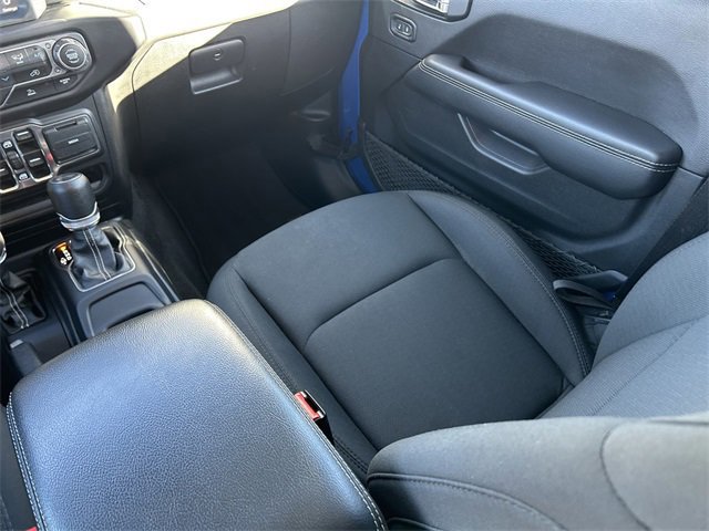 Used 2023 Jeep Wrangler Sahara image 15