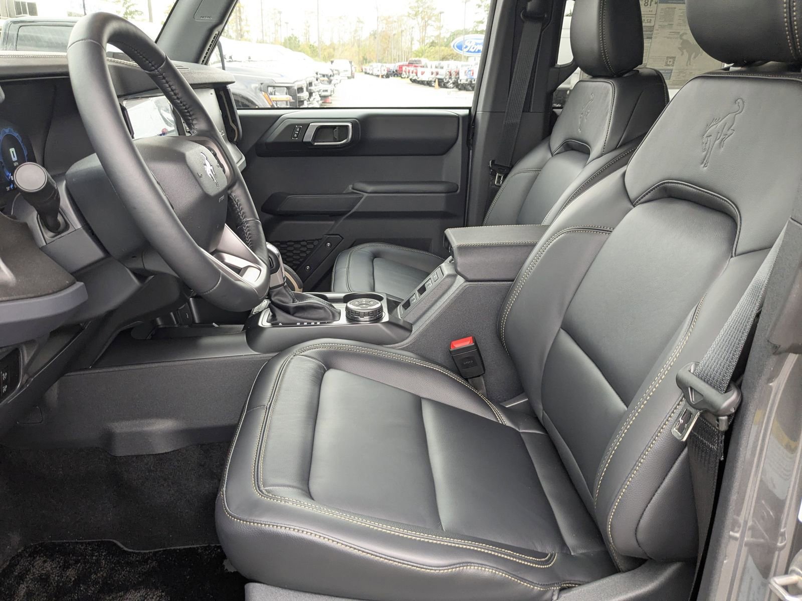 New 2025 Ford Bronco Badlands image 23