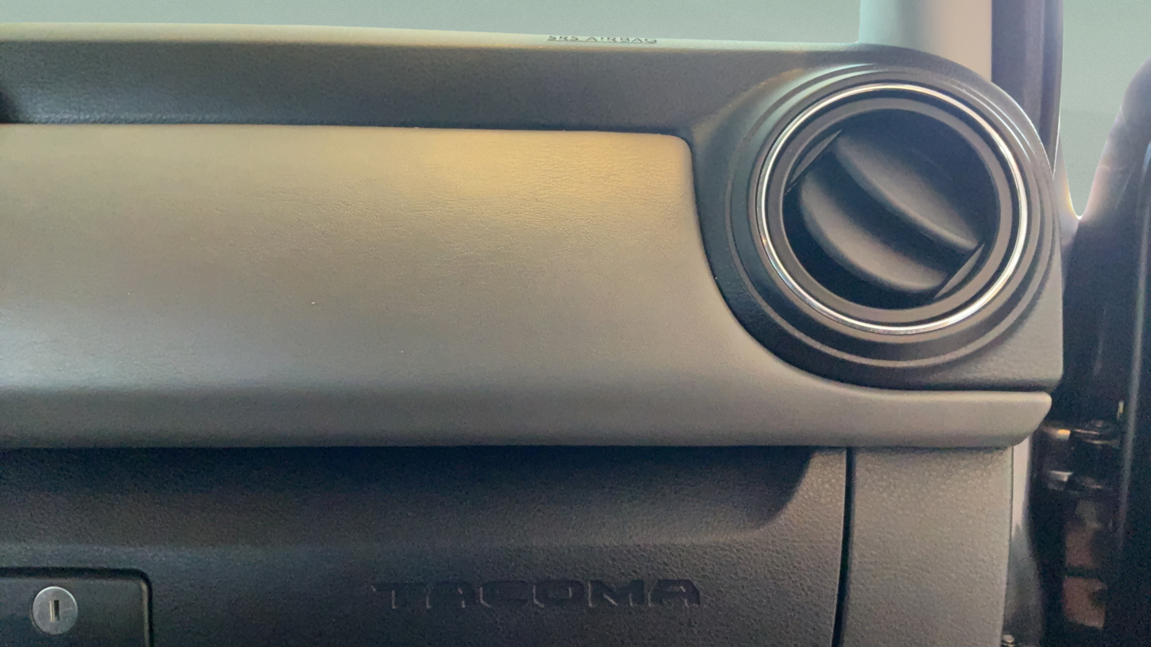 Used 2021 Toyota Tacoma SR5 RWD image 36
